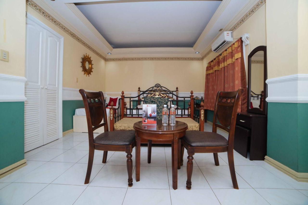Reddoorz @ Fields Avenue Angeles City Екстериор снимка