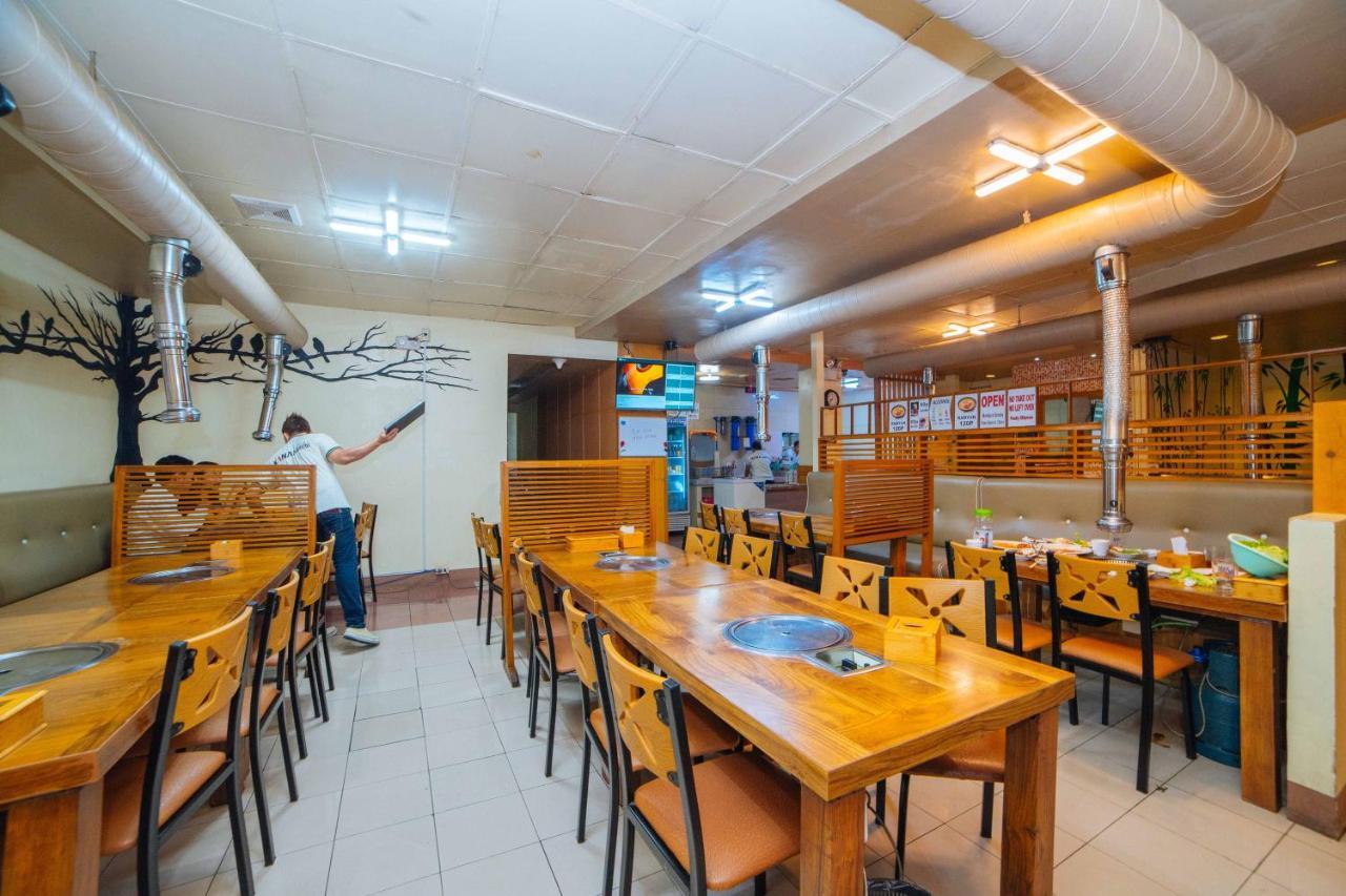 Reddoorz @ Fields Avenue Angeles City Екстериор снимка