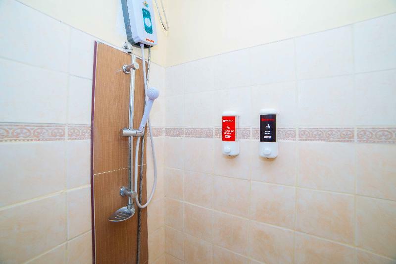 Reddoorz @ Fields Avenue Angeles City Екстериор снимка